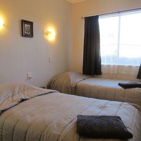 Beachside Sunnyvale Motel Picton Buitenkant foto