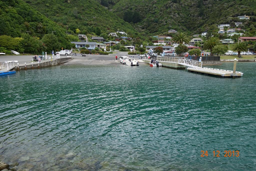 Beachside Sunnyvale Motel Picton Buitenkant foto