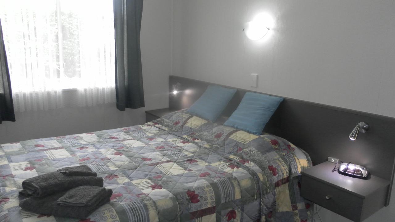Beachside Sunnyvale Motel Picton Buitenkant foto