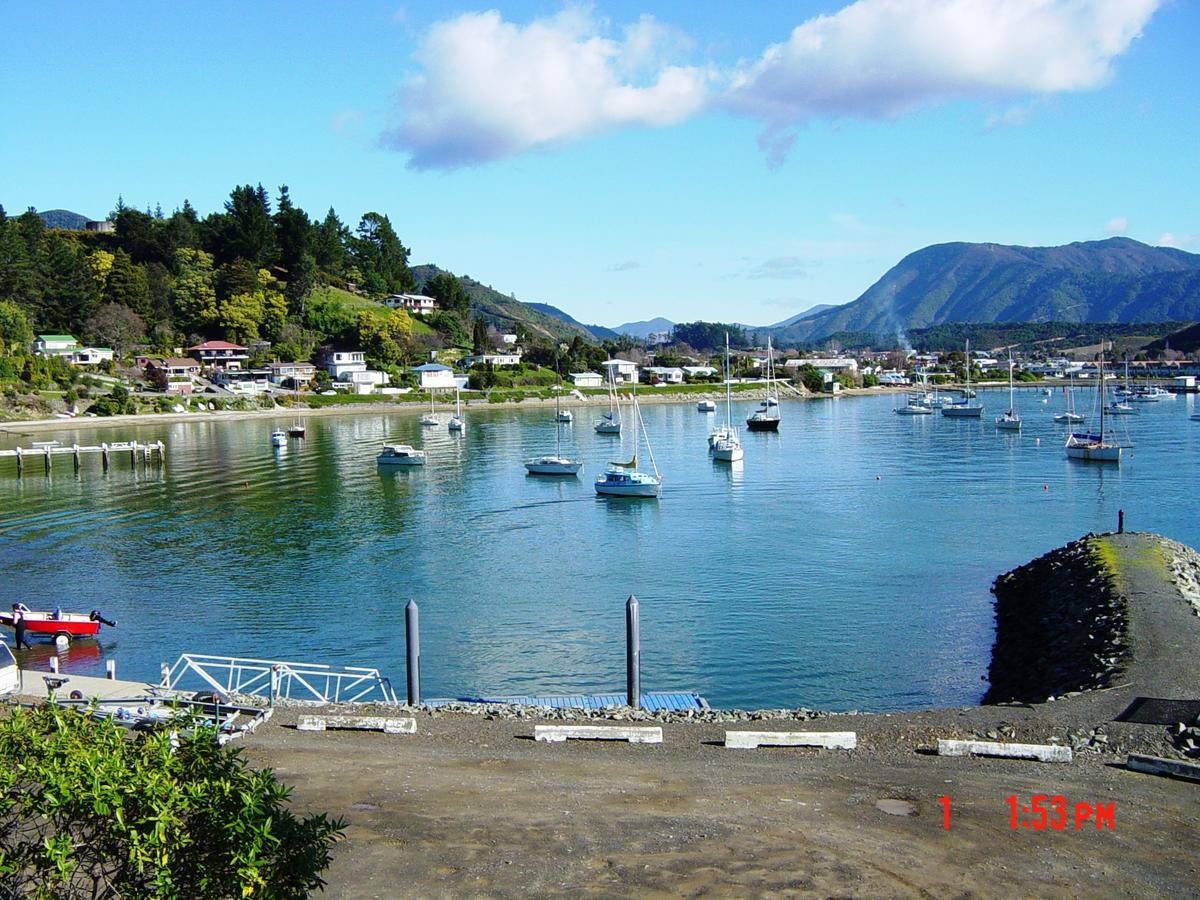 Beachside Sunnyvale Motel Picton Buitenkant foto