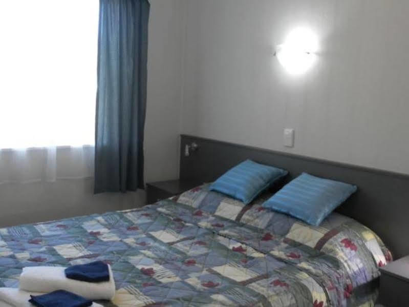 Beachside Sunnyvale Motel Picton Buitenkant foto