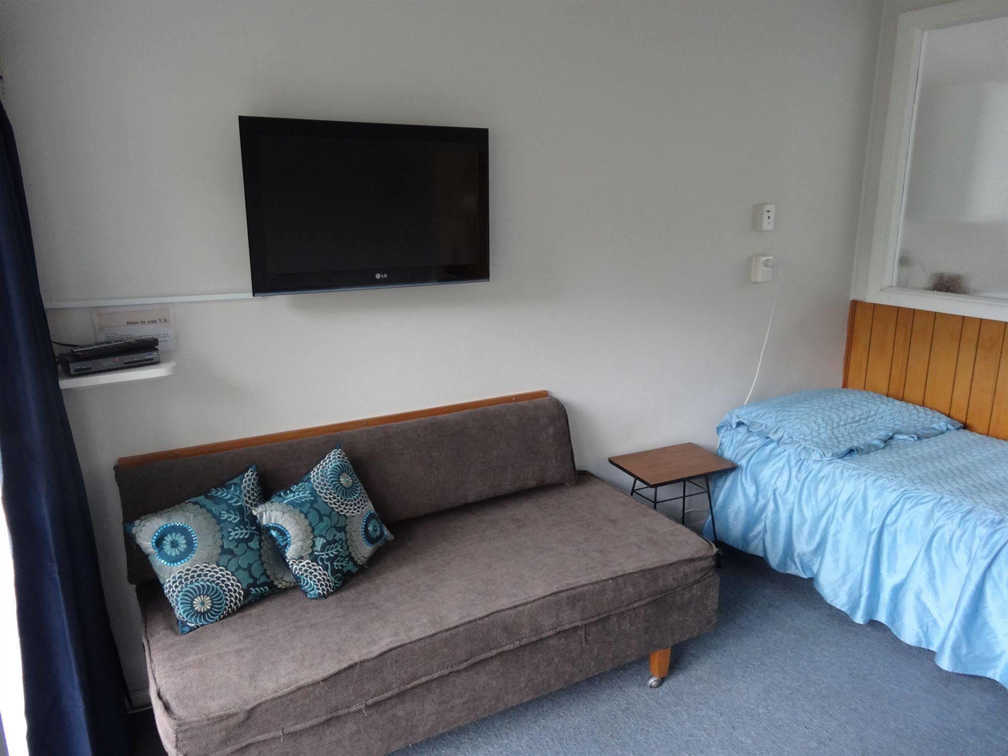 Beachside Sunnyvale Motel Picton Buitenkant foto