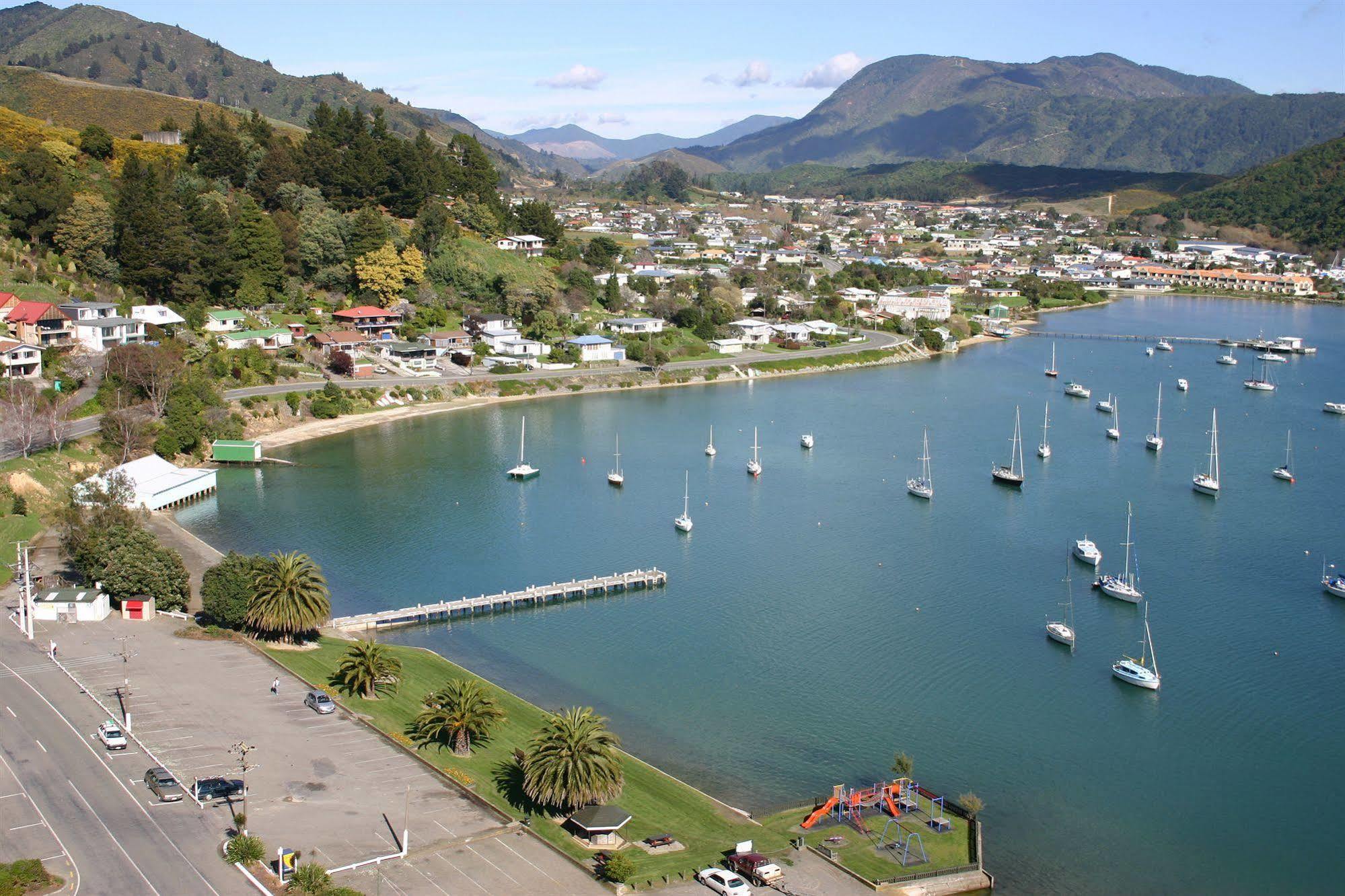 Beachside Sunnyvale Motel Picton Buitenkant foto