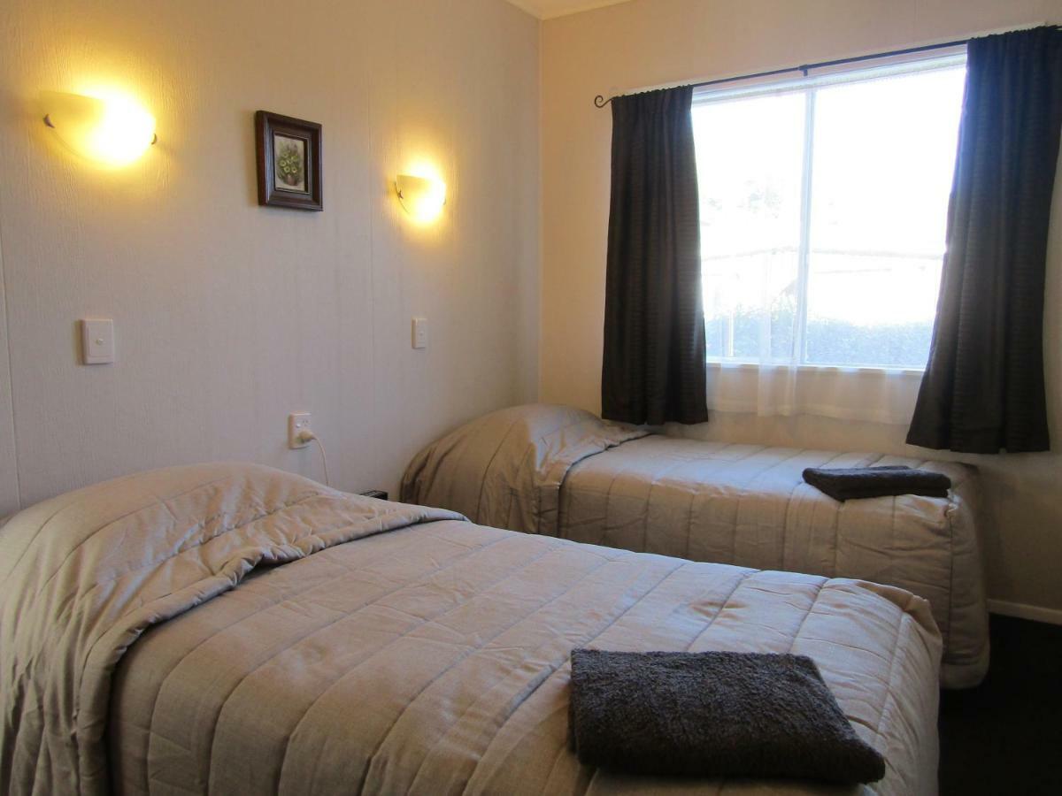 Beachside Sunnyvale Motel Picton Buitenkant foto