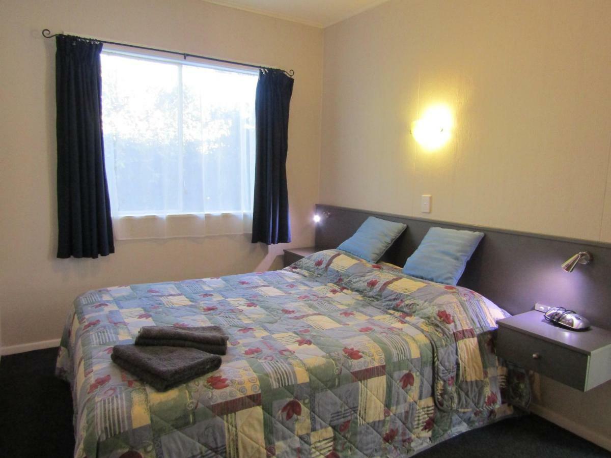 Beachside Sunnyvale Motel Picton Buitenkant foto